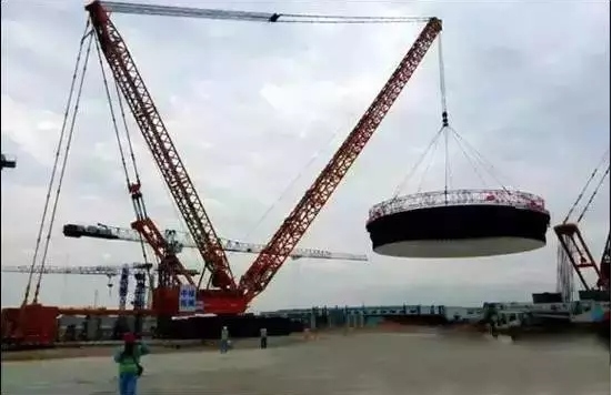 XK.COM星空体育(中国)科技公司吊车