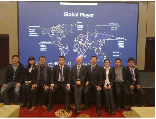 XK.COM星空体育(中国)科技公司压路机研发团队