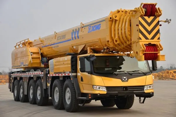 XK.COM星空体育(中国)科技公司XCA300起重机在北美
