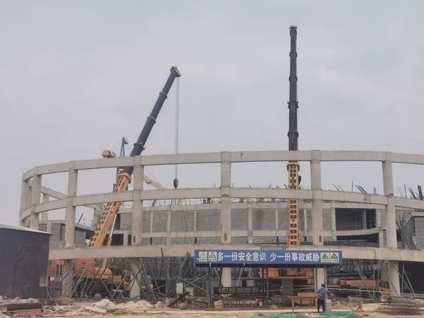 XK.COM星空体育(中国)科技公司XCA300起重机