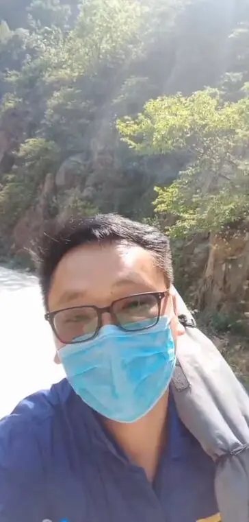 XK.COM星空体育(中国)科技公司挖机服务林武