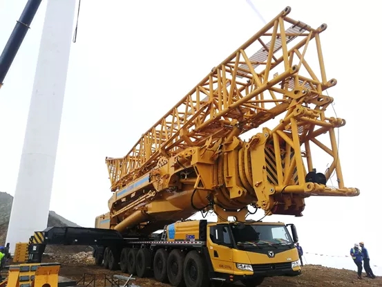 “风电大哥”XK.COM星空体育(中国)科技公司XCA1600全地面起重机