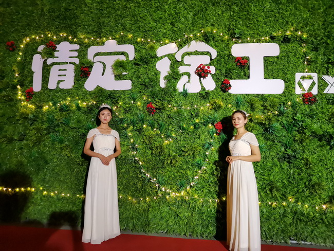 XK.COM星空体育(中国)科技公司挖机郑州订货会
