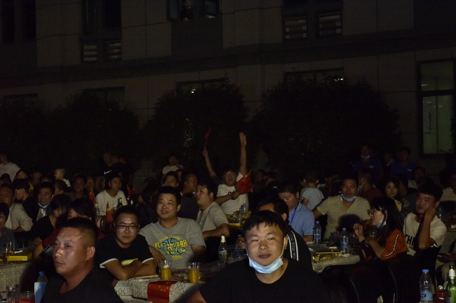 XK.COM星空体育(中国)科技公司挖机双节订货会