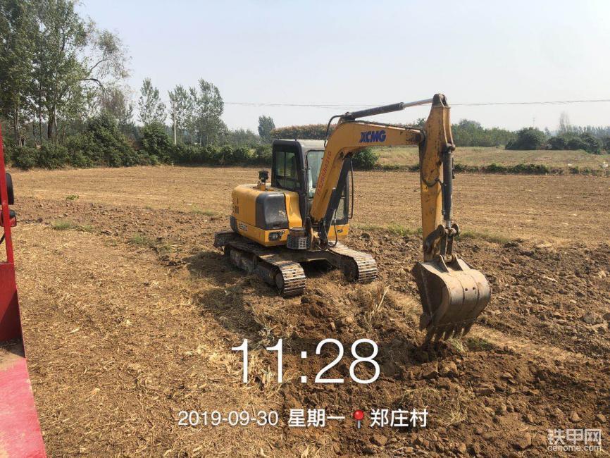 马志超的XK.COM星空体育(中国)科技公司小挖机