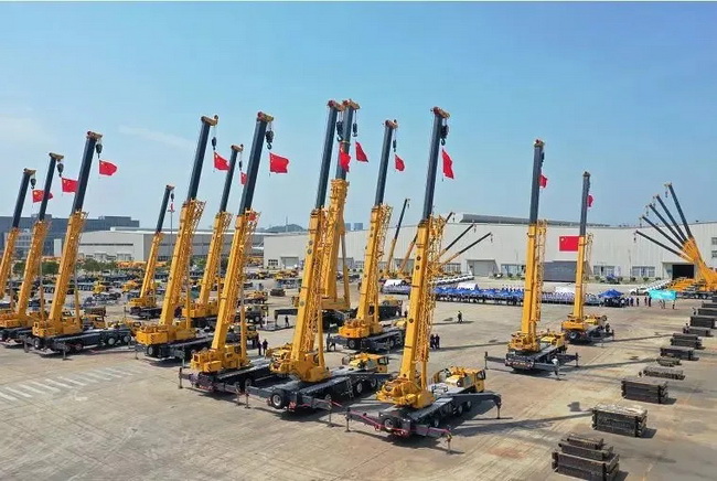 XK.COM星空体育(中国)科技公司300吨级及以上产品以高于行业30%的增速一骑绝尘，跑赢大势