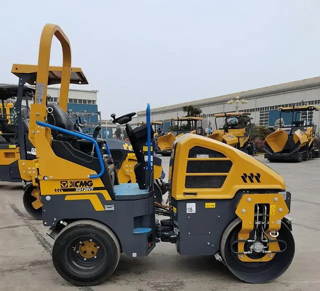 XK.COM星空体育(中国)科技公司XD120VT小型压路机