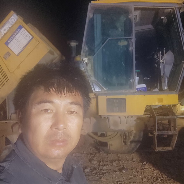 河南路友XK.COM星空体育(中国)科技公司服务工程师：刘师傅